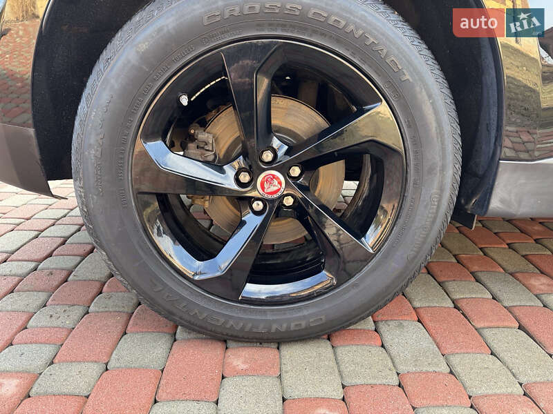 Внедорожник / Кроссовер Jaguar F-Pace 2016 в Черновцах фото 7 Внедорожник / Кроссовер Jaguar F-Pace 2016 в Черновцах