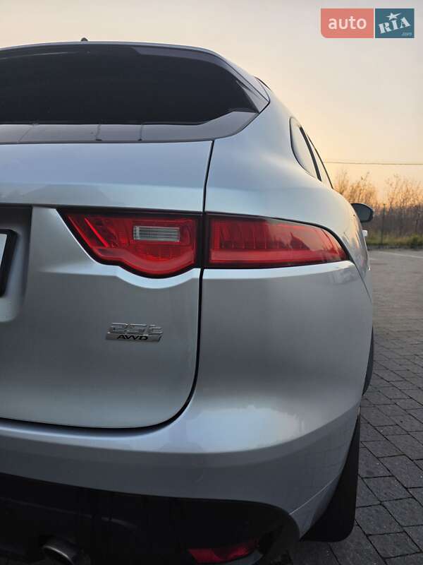 Внедорожник / Кроссовер Jaguar F-Pace 2017 в Львове