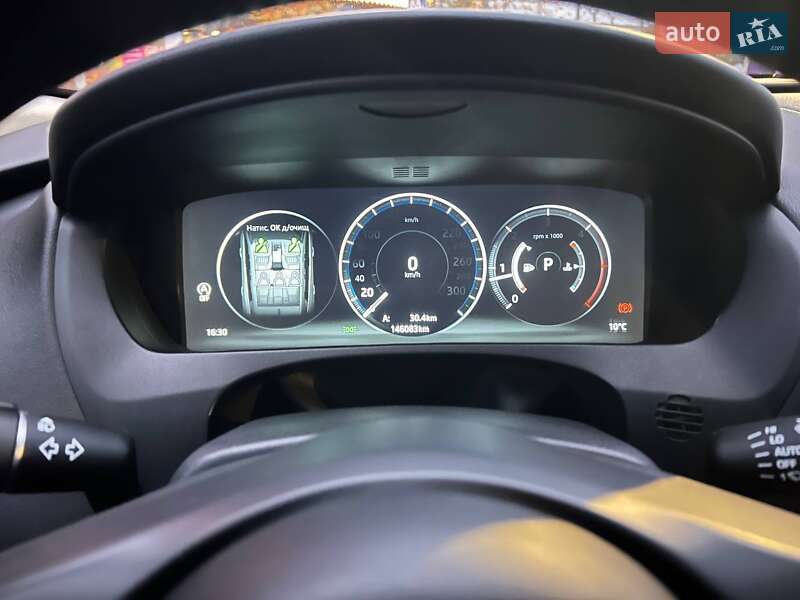 Позашляховик / Кросовер Jaguar F-Pace 2016 в Києві фото 17 Позашляховик / Кросовер Jaguar F-Pace 2016 в Києві