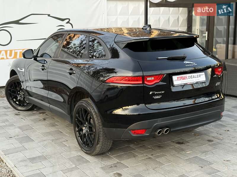Внедорожник / Кроссовер Jaguar F-Pace 2016 в Киеве