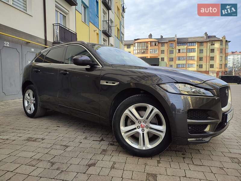 Внедорожник / Кроссовер Jaguar F-Pace 2017 в Ивано-Франковске