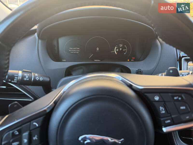 Внедорожник / Кроссовер Jaguar F-Pace 2016 в Киеве