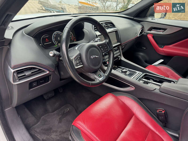 Внедорожник / Кроссовер Jaguar F-Pace 2017 в Одессе