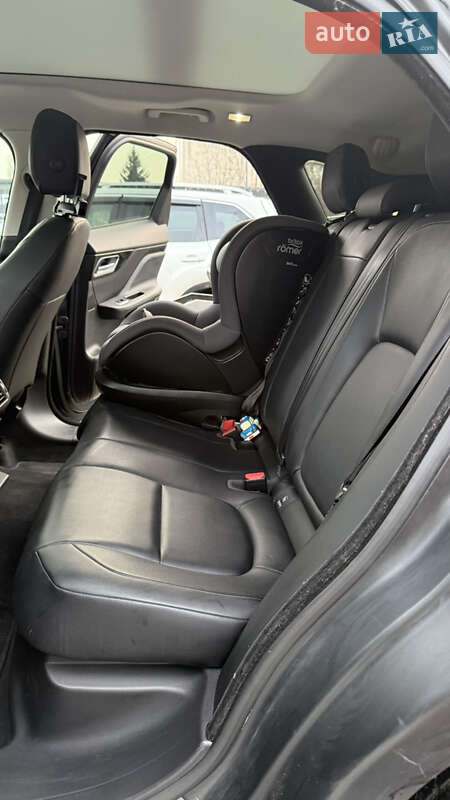 Позашляховик / Кросовер Jaguar F-Pace 2017 в Харкові