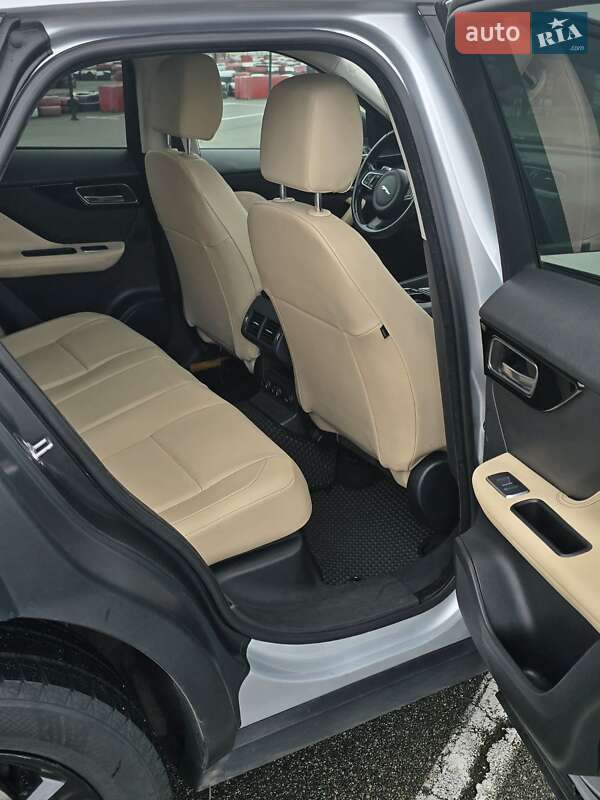Позашляховик / Кросовер Jaguar F-Pace 2017 в Києві