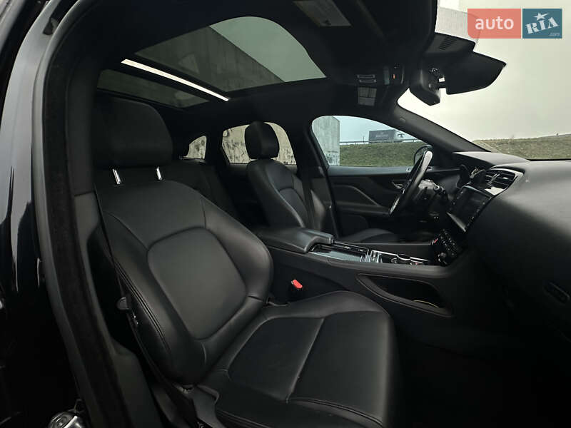 Внедорожник / Кроссовер Jaguar F-Pace 2017 в Львове фото 11 Внедорожник / Кроссовер Jaguar F-Pace 2017 в Львове