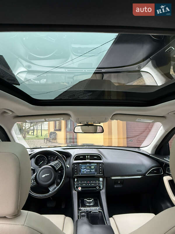 Внедорожник / Кроссовер Jaguar F-Pace 2017 в Львове