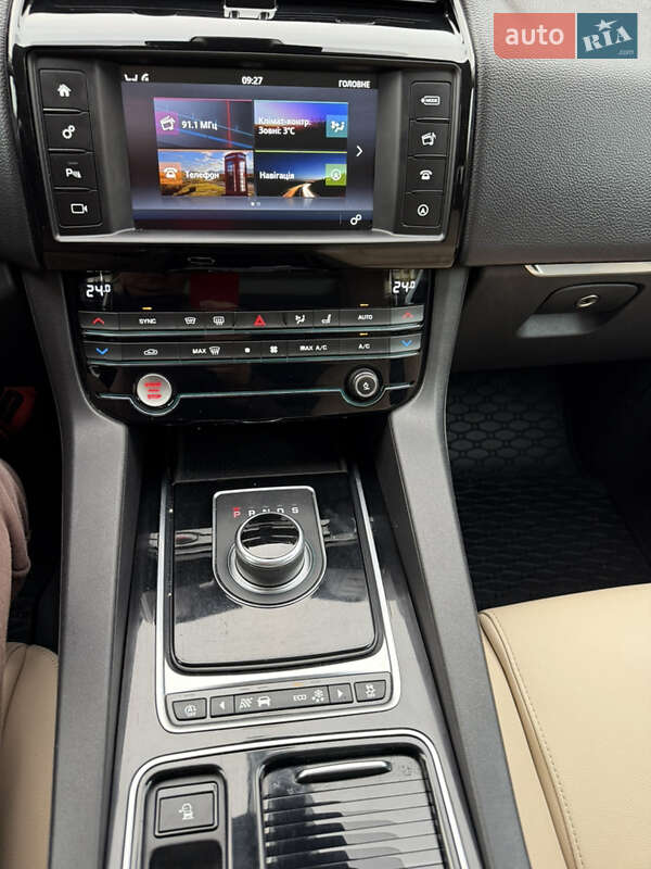 Внедорожник / Кроссовер Jaguar F-Pace 2017 в Львове