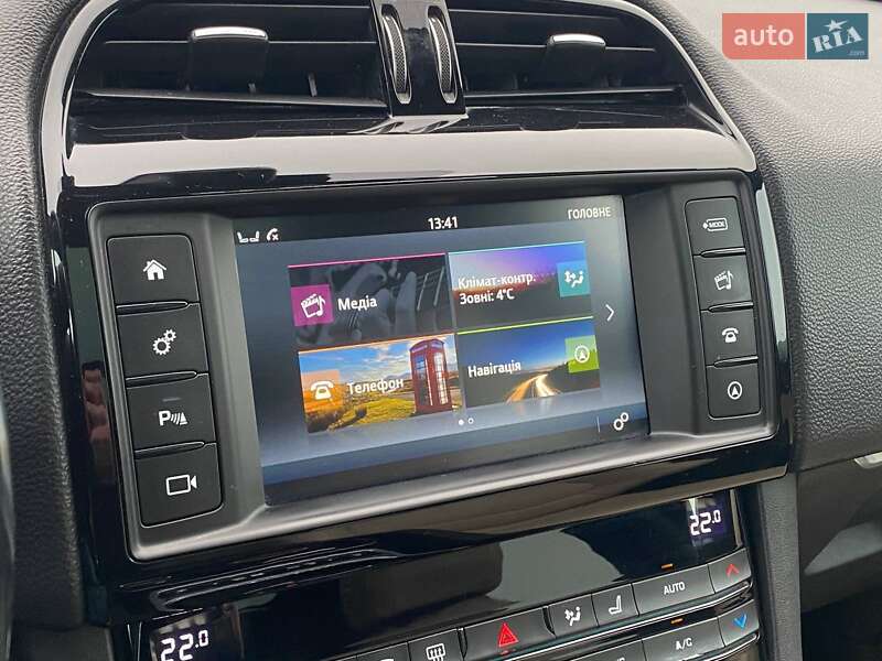 Внедорожник / Кроссовер Jaguar F-Pace 2017 в Львове фото 17 Внедорожник / Кроссовер Jaguar F-Pace 2017 в Львове