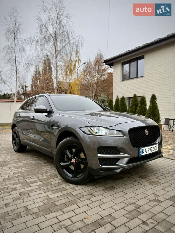 Внедорожник / Кроссовер Jaguar F-Pace 2016 в Киеве