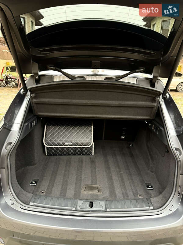 Внедорожник / Кроссовер Jaguar F-Pace 2016 в Киеве