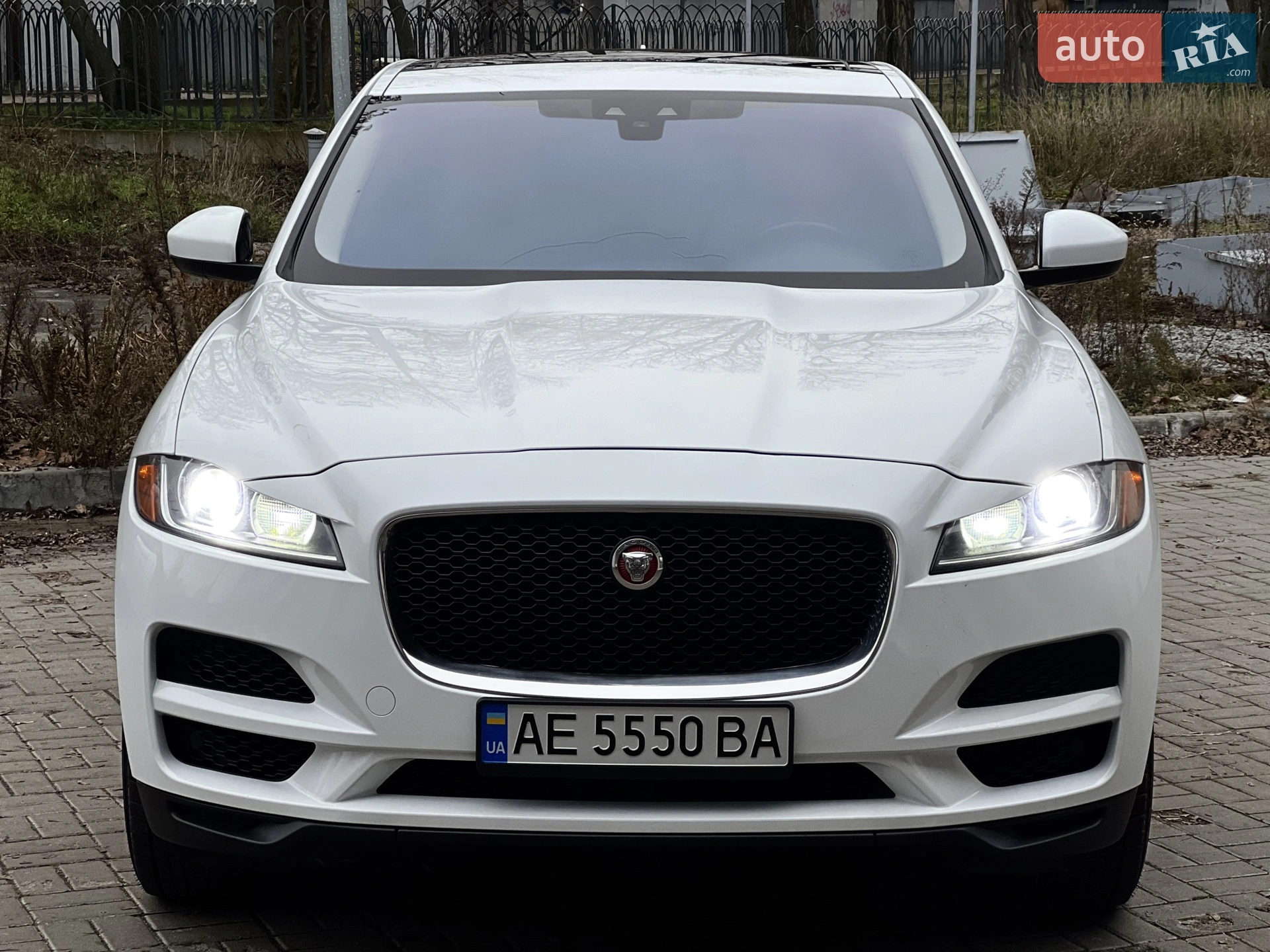 2018 Jaguar F-Pace - мініатюра 13