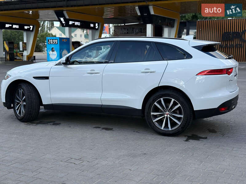 Внедорожник / Кроссовер Jaguar F-Pace 2016 в Одессе фото 13 Внедорожник / Кроссовер Jaguar F-Pace 2016 в Одессе