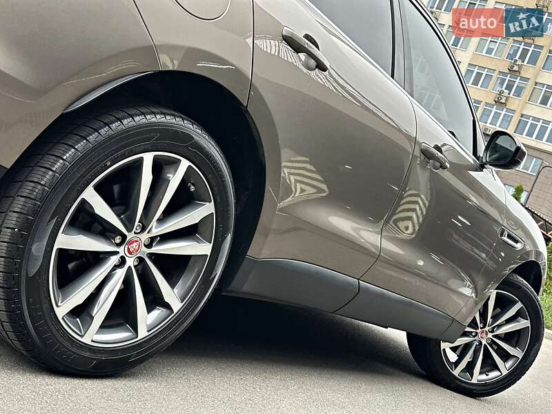 Внедорожник / Кроссовер Jaguar F-Pace 2017 в Одессе фото 24 Внедорожник / Кроссовер Jaguar F-Pace 2017 в Одессе