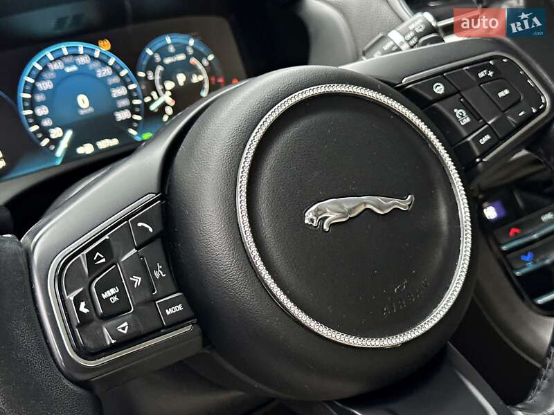 Внедорожник / Кроссовер Jaguar F-Pace 2017 в Одессе фото 31 Внедорожник / Кроссовер Jaguar F-Pace 2017 в Одессе