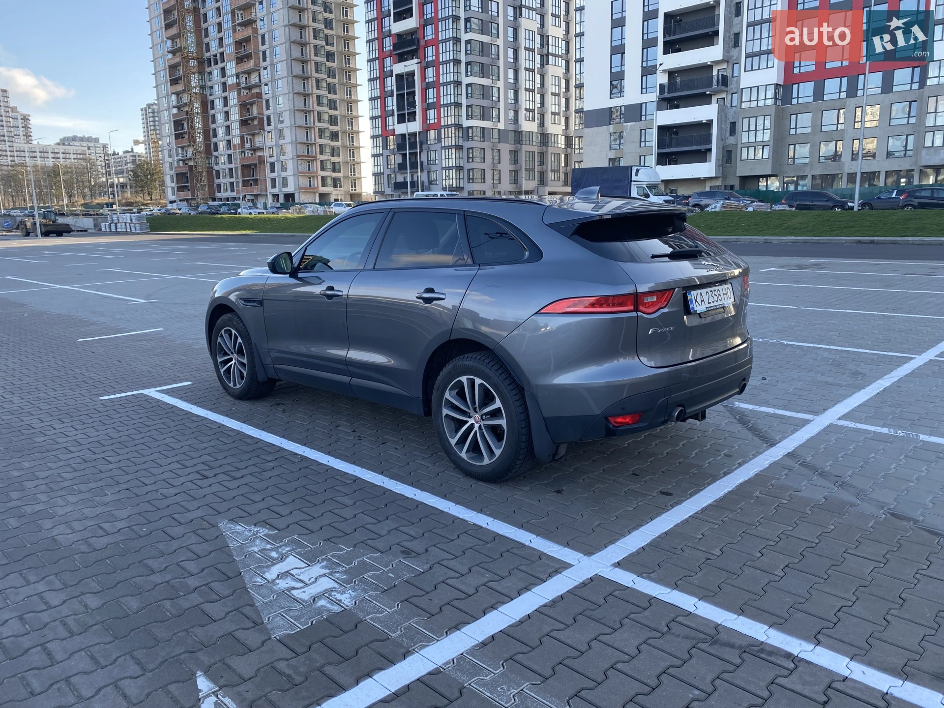 2016 Jaguar F-Pace - мініатюра 4