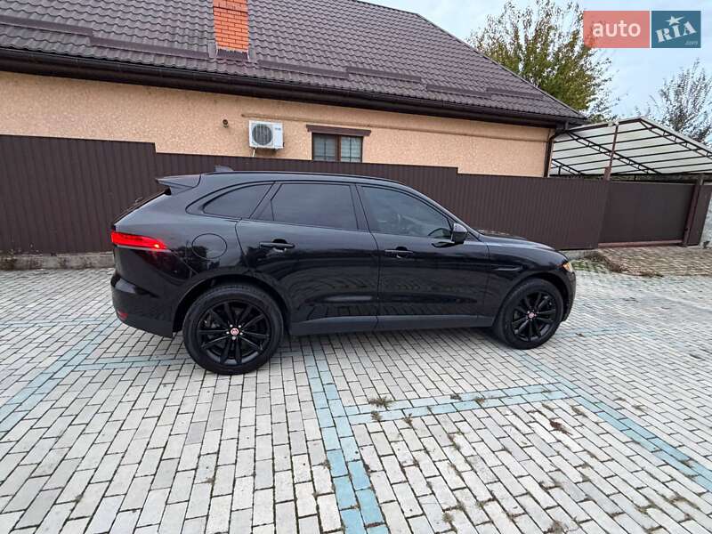 Внедорожник / Кроссовер Jaguar F-Pace 2016 в Измаиле фото 8 Внедорожник / Кроссовер Jaguar F-Pace 2016 в Измаиле