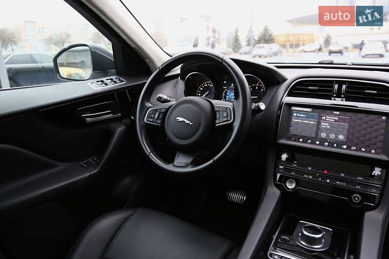 Внедорожник / Кроссовер Jaguar F-Pace 2018 в Киеве