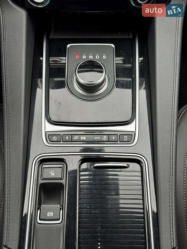 Внедорожник / Кроссовер Jaguar F-Pace 2020 в Киеве фото 20 Внедорожник / Кроссовер Jaguar F-Pace 2020 в Киеве