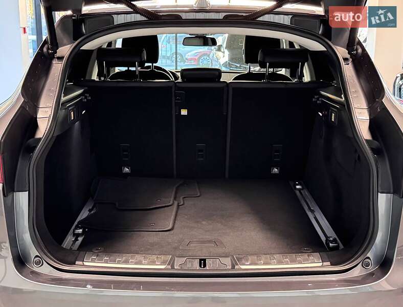 Внедорожник / Кроссовер Jaguar F-Pace 2017 в Львове фото 18 Внедорожник / Кроссовер Jaguar F-Pace 2017 в Львове