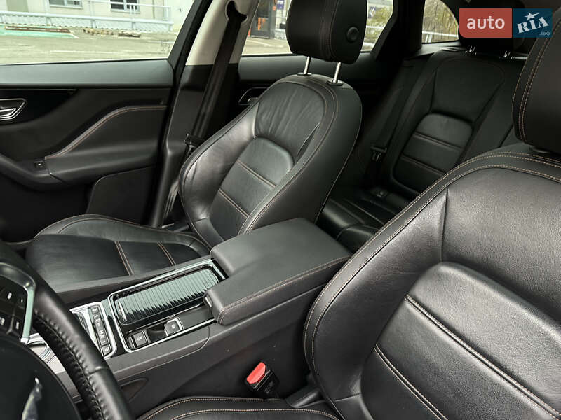 Внедорожник / Кроссовер Jaguar F-Pace 2017 в Киеве фото 25 Внедорожник / Кроссовер Jaguar F-Pace 2017 в Киеве