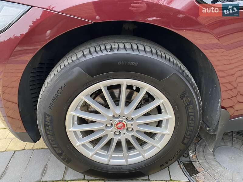 Внедорожник / Кроссовер Jaguar F-Pace 2016 в Львове фото 26 Внедорожник / Кроссовер Jaguar F-Pace 2016 в Львове