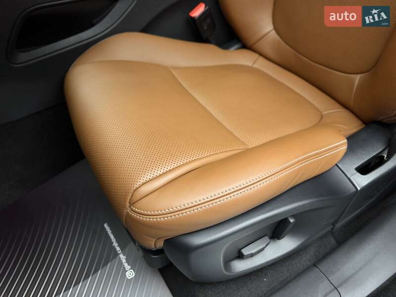 Внедорожник / Кроссовер Jaguar F-Pace 2019 в Киеве