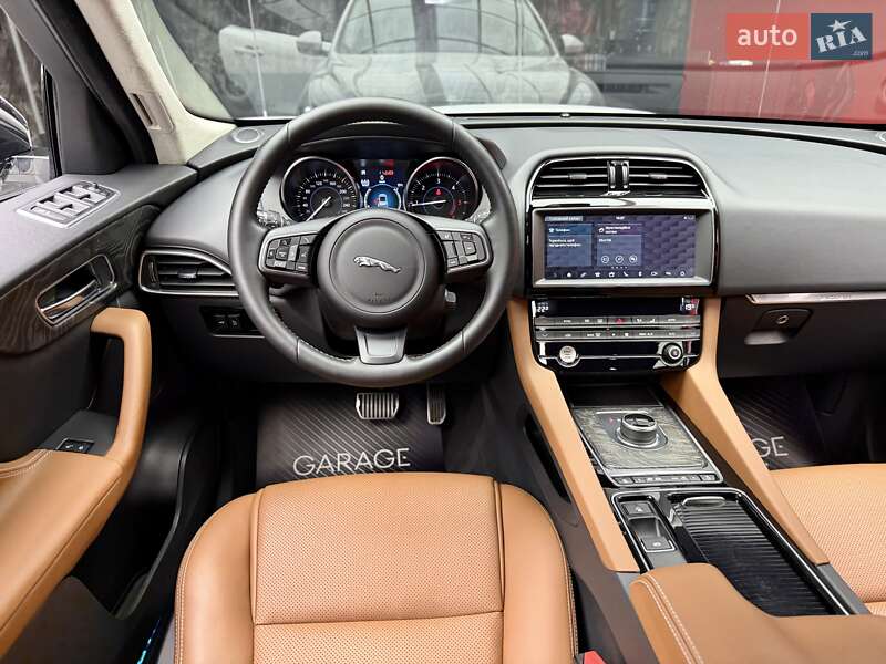 Внедорожник / Кроссовер Jaguar F-Pace 2019 в Киеве