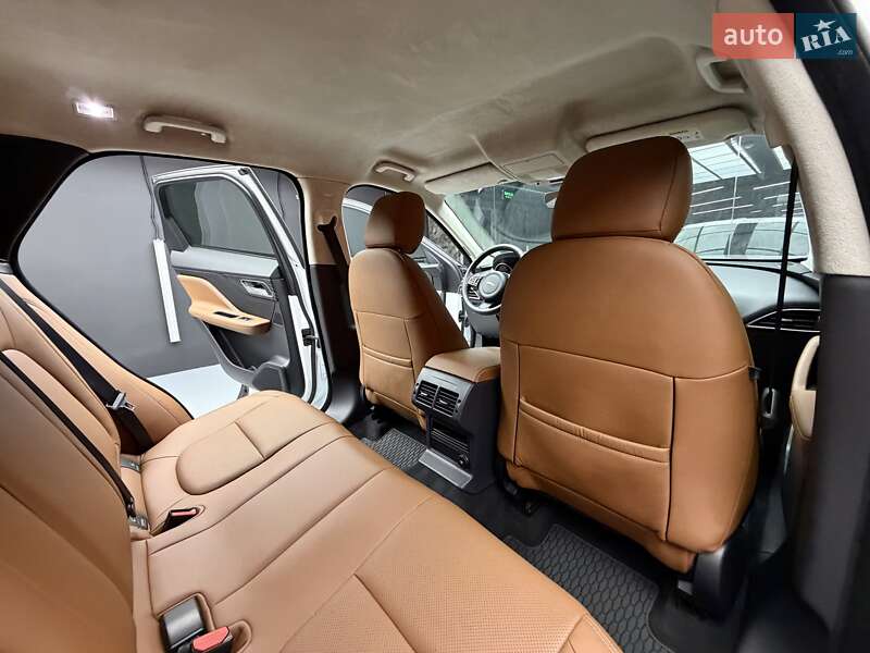Внедорожник / Кроссовер Jaguar F-Pace 2019 в Киеве