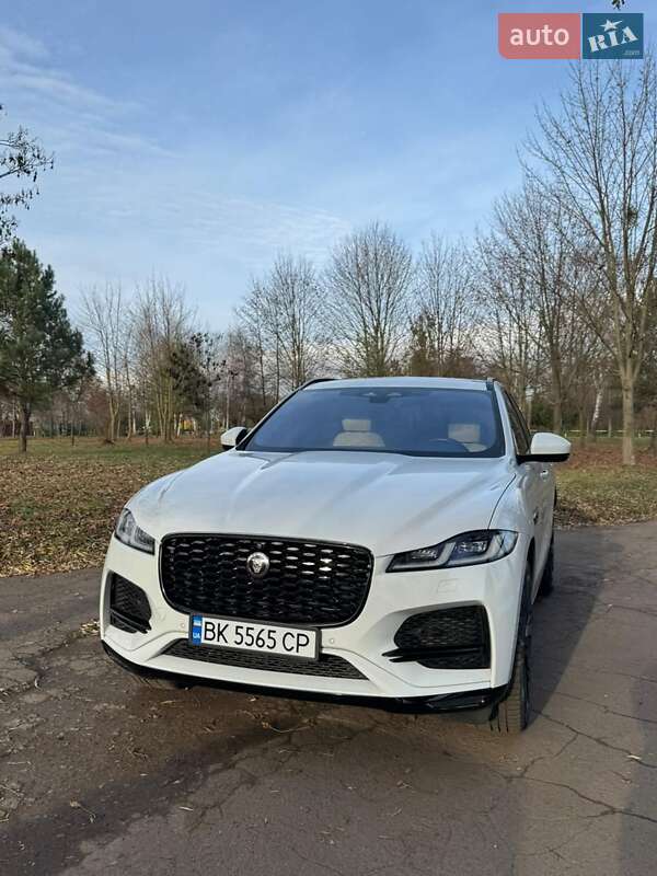 Внедорожник / Кроссовер Jaguar F-Pace 2021 в Ровно