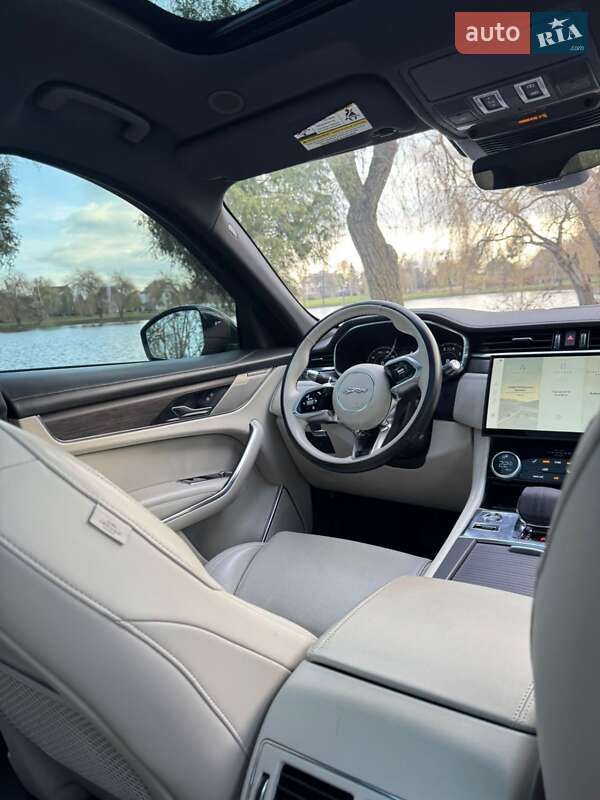 Внедорожник / Кроссовер Jaguar F-Pace 2021 в Ровно