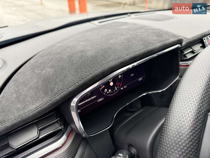 Внедорожник / Кроссовер Jaguar F-Pace 2021 в Киеве фото 25 Внедорожник / Кроссовер Jaguar F-Pace 2021 в Киеве