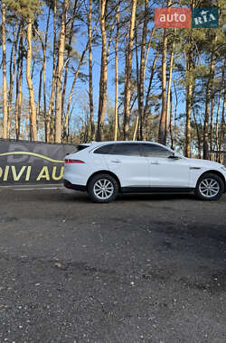 Внедорожник / Кроссовер Jaguar F-Pace 2016 в Киеве