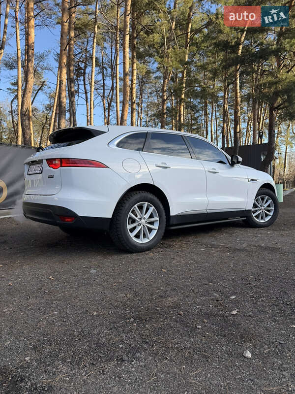 Внедорожник / Кроссовер Jaguar F-Pace 2016 в Киеве фото 6 Внедорожник / Кроссовер Jaguar F-Pace 2016 в Киеве