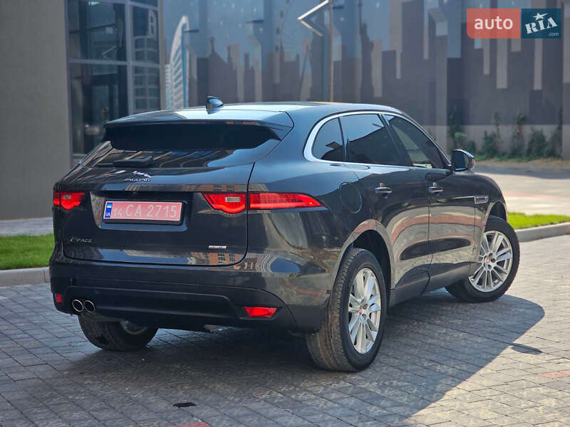 Внедорожник / Кроссовер Jaguar F-Pace 2017 в Киеве фото 7 Внедорожник / Кроссовер Jaguar F-Pace 2017 в Киеве