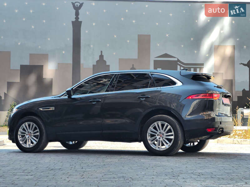 Внедорожник / Кроссовер Jaguar F-Pace 2017 в Киеве фото 23 Внедорожник / Кроссовер Jaguar F-Pace 2017 в Киеве