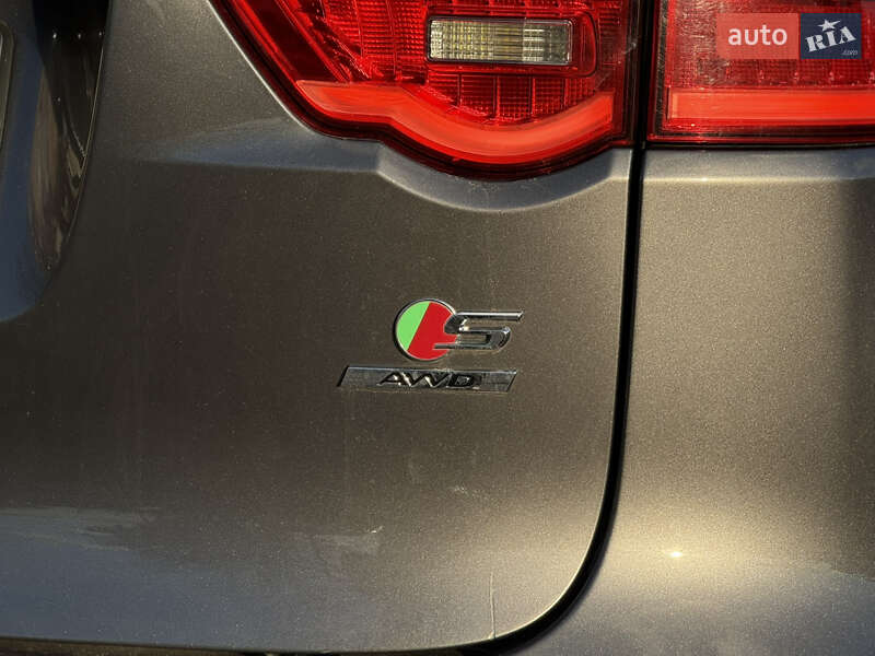Внедорожник / Кроссовер Jaguar F-Pace 2018 в Полтаве фото 36 Внедорожник / Кроссовер Jaguar F-Pace 2018 в Полтаве