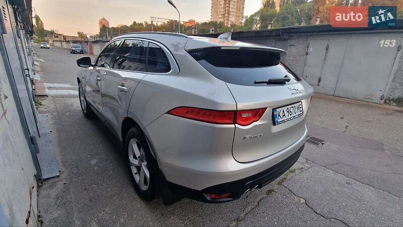 Внедорожник / Кроссовер Jaguar F-Pace 2017 в Киеве фото 15 Внедорожник / Кроссовер Jaguar F-Pace 2017 в Киеве