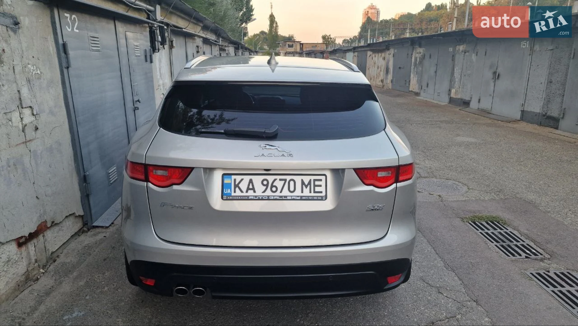 2017 Jaguar F-Pace - мініатюра 4