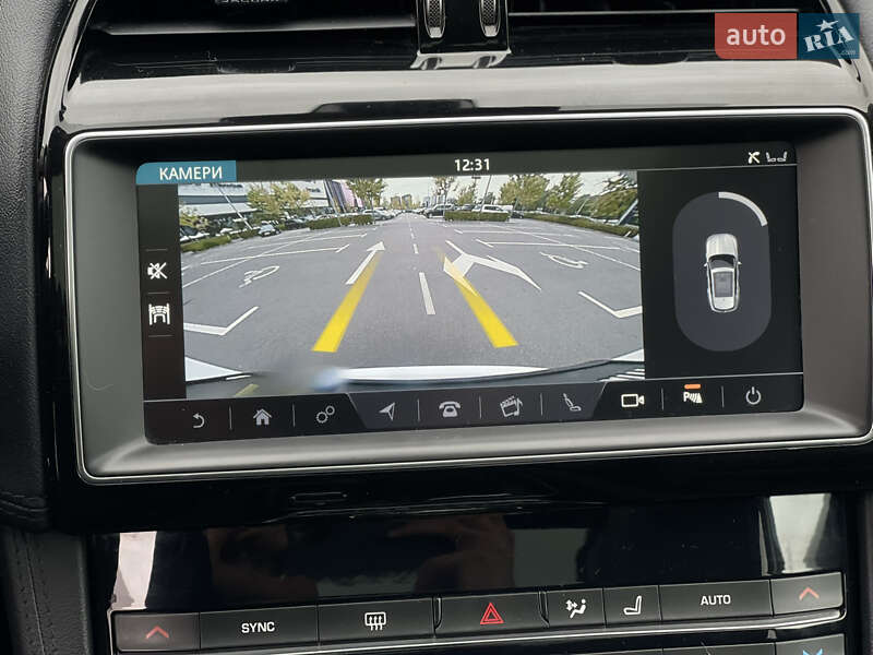 Внедорожник / Кроссовер Jaguar F-Pace 2019 в Киеве