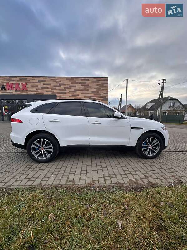 Позашляховик / Кросовер Jaguar F-Pace 2018 в Володимирі