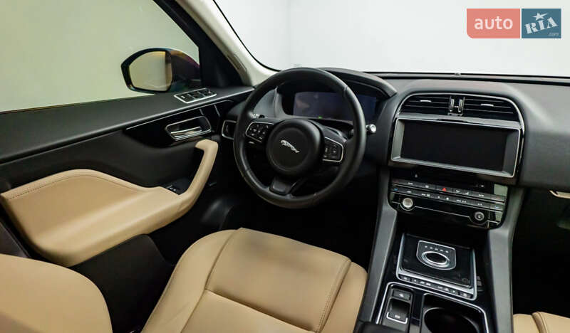 Внедорожник / Кроссовер Jaguar F-Pace 2017 в Киеве фото 6 Внедорожник / Кроссовер Jaguar F-Pace 2017 в Киеве