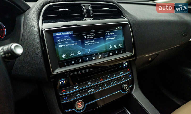 Внедорожник / Кроссовер Jaguar F-Pace 2017 в Киеве фото 20 Внедорожник / Кроссовер Jaguar F-Pace 2017 в Киеве