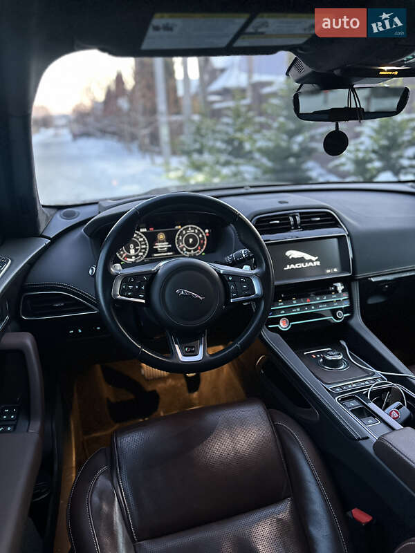 Внедорожник / Кроссовер Jaguar F-Pace 2019 в Киеве фото 12 Внедорожник / Кроссовер Jaguar F-Pace 2019 в Киеве