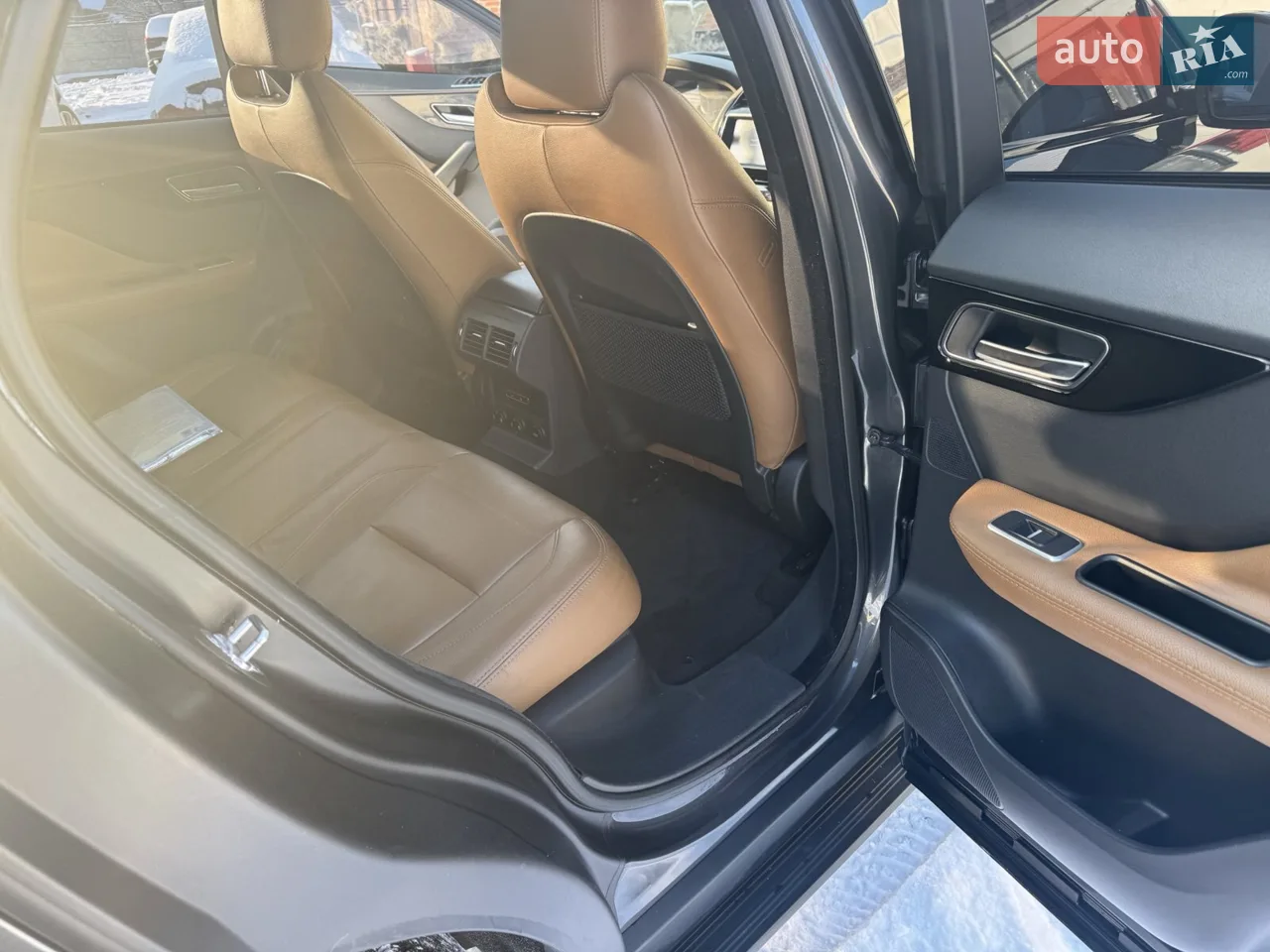 2017 Jaguar F-Pace - мініатюра 102
