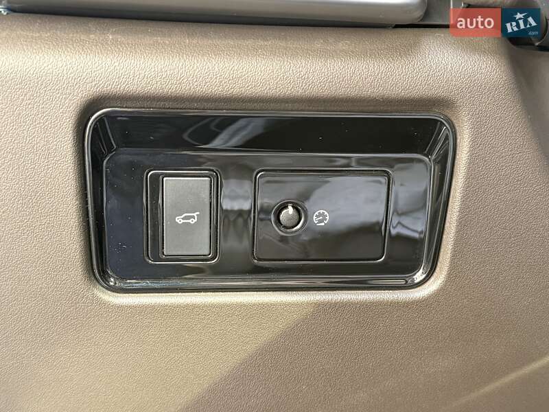 Внедорожник / Кроссовер Jaguar F-Pace 2017 в Ивано-Франковске фото 40 Внедорожник / Кроссовер Jaguar F-Pace 2017 в Ивано-Франковске