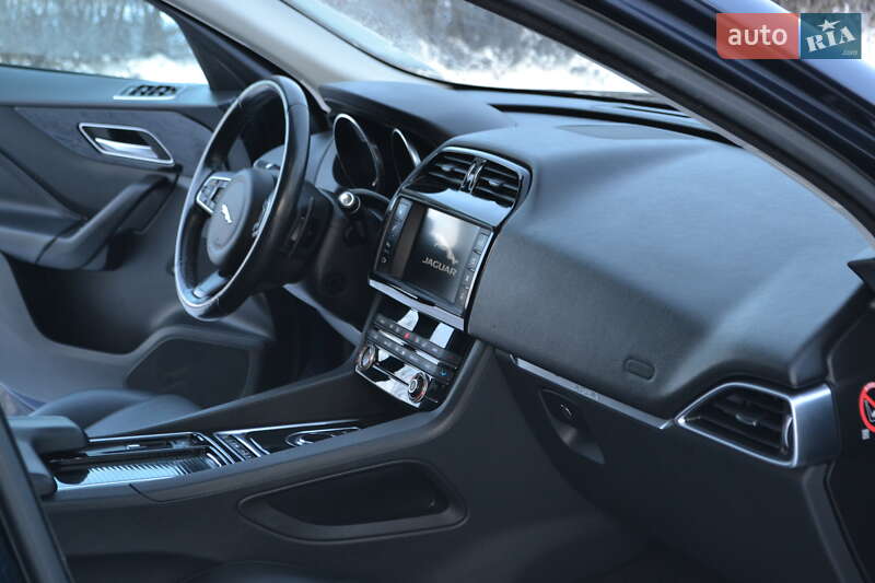 Внедорожник / Кроссовер Jaguar F-Pace 2017 в Белой Церкви фото 24 Внедорожник / Кроссовер Jaguar F-Pace 2017 в Белой Церкви