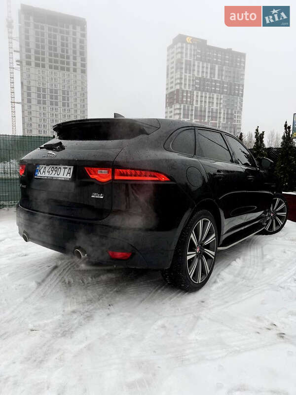 Внедорожник / Кроссовер Jaguar F-Pace 2017 в Киеве