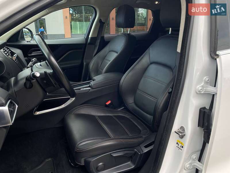 Внедорожник / Кроссовер Jaguar F-Pace 2018 в Киеве