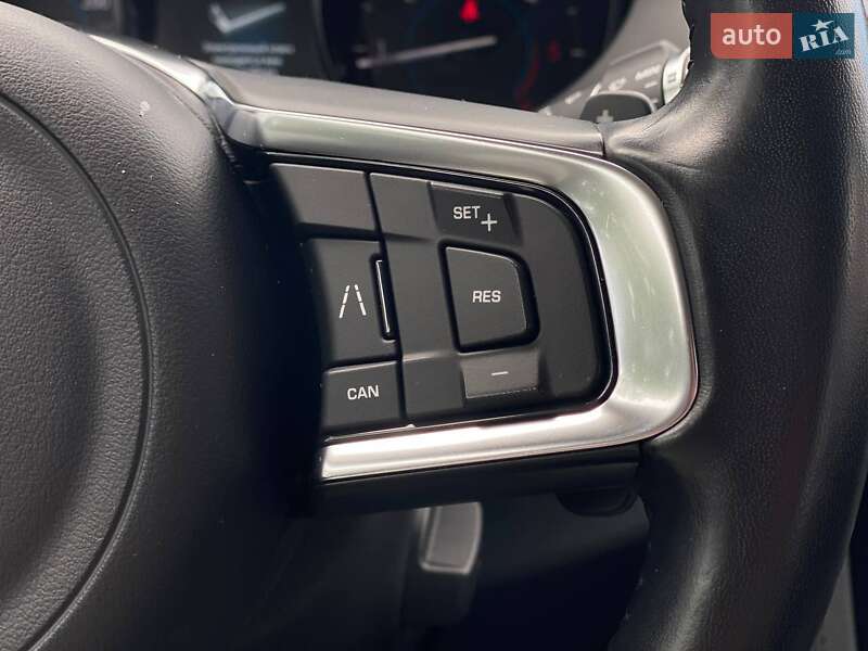 Внедорожник / Кроссовер Jaguar F-Pace 2018 в Киеве